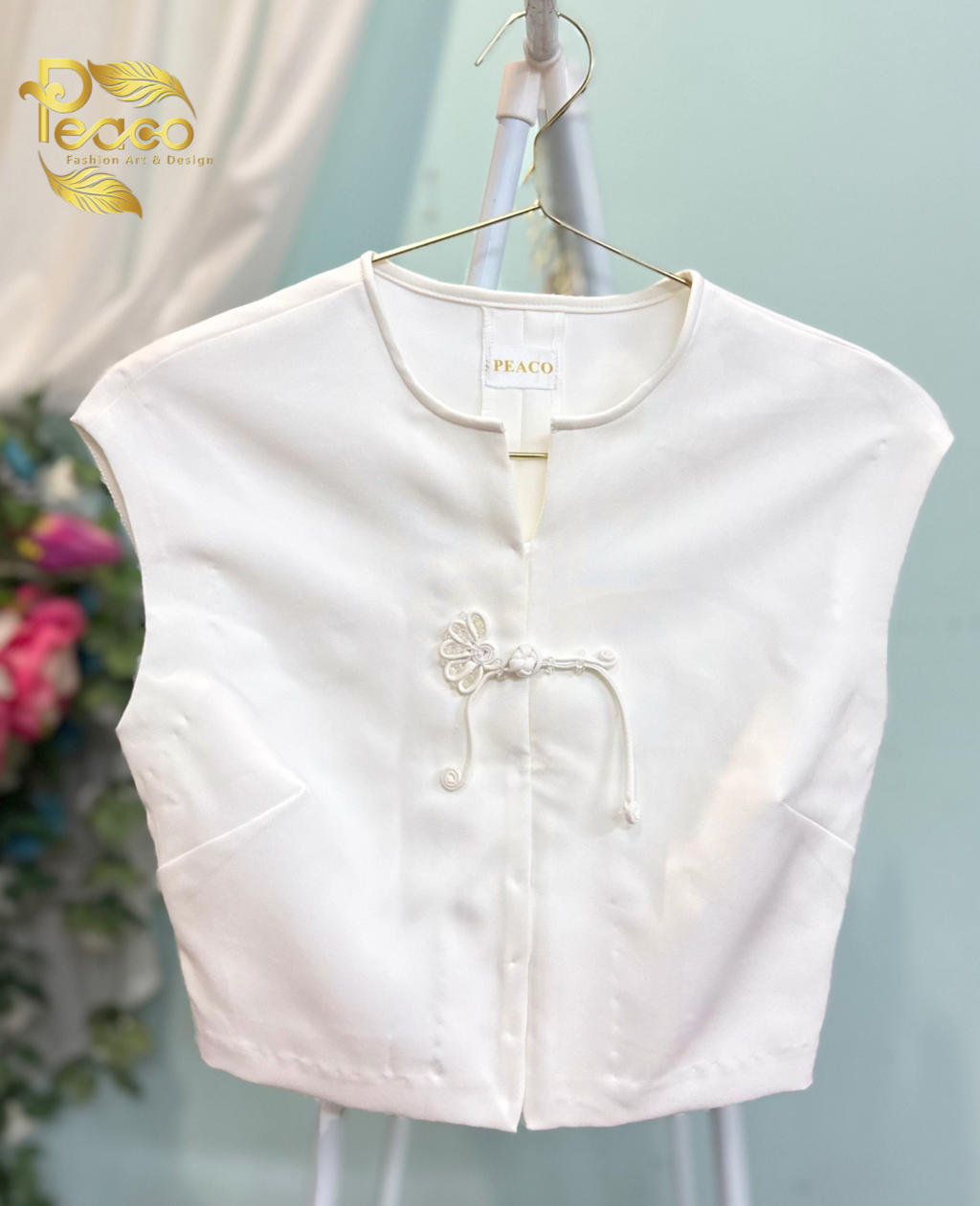 Traditional  Cropped Top – White and Mocha