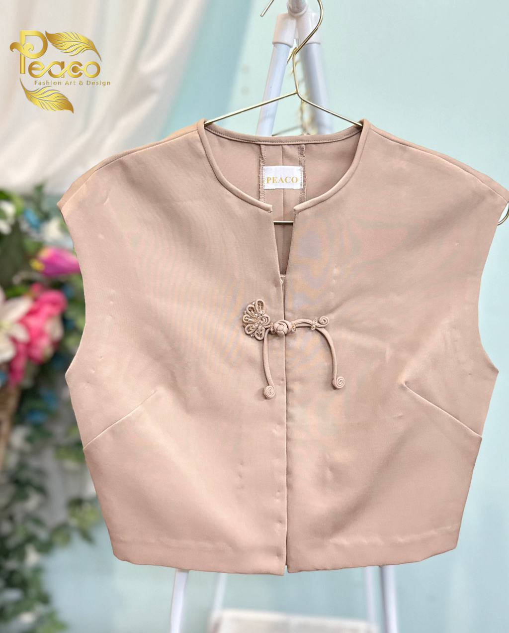 Traditional  Cropped Top – White and Mocha